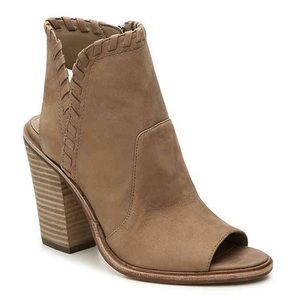 Vince Camuto Heels